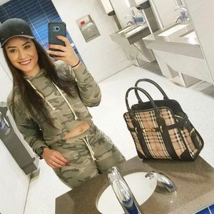 Authentic Burberry Pursue